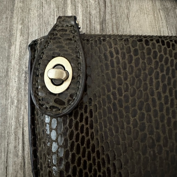 Joy Susan Crossbody~Wristlet~Clutch… Brown python pattern with gold hardware. - Picture 6 of 9
